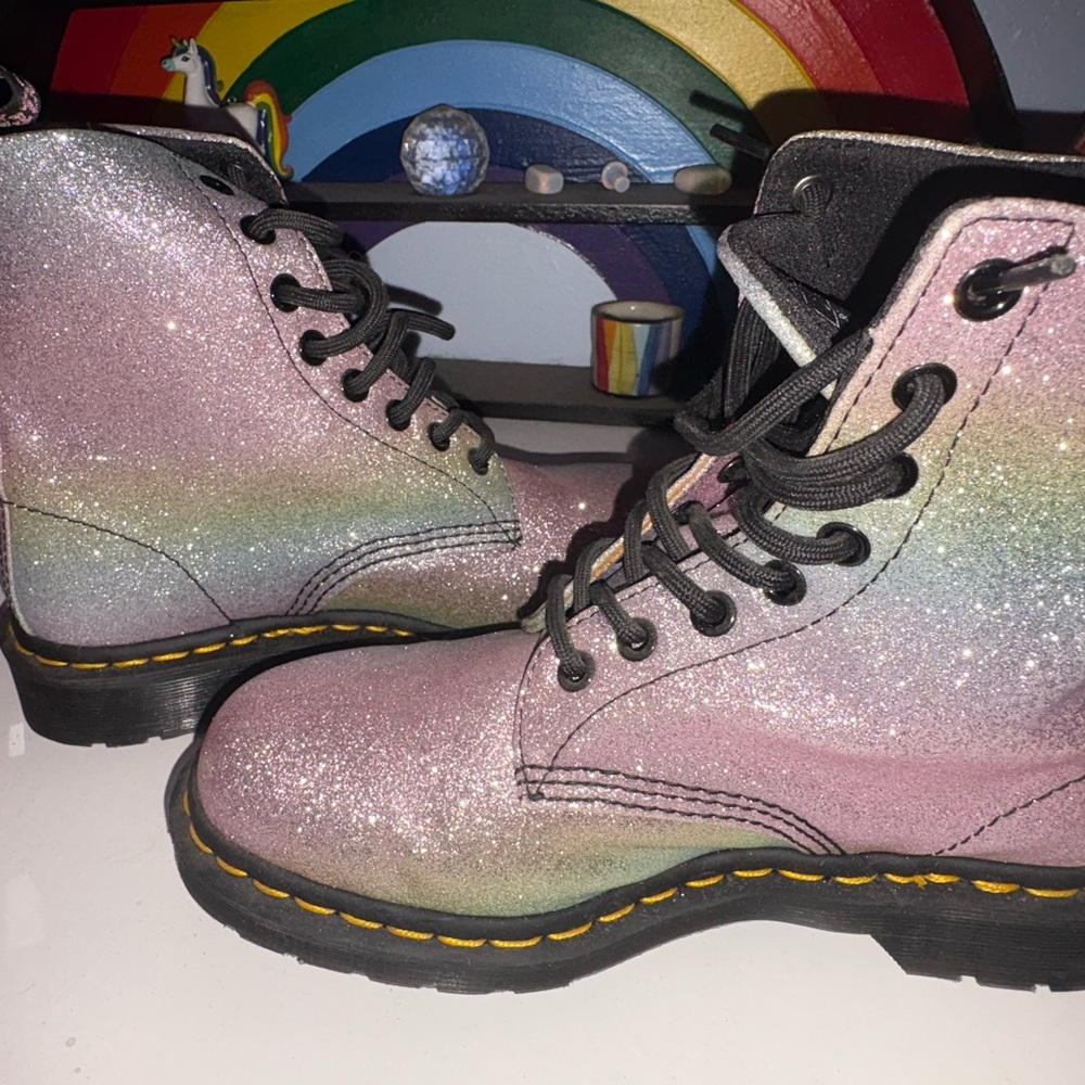 Dr. Martens Glitter Multicolor Combat Boots NWOT Size 7 women's